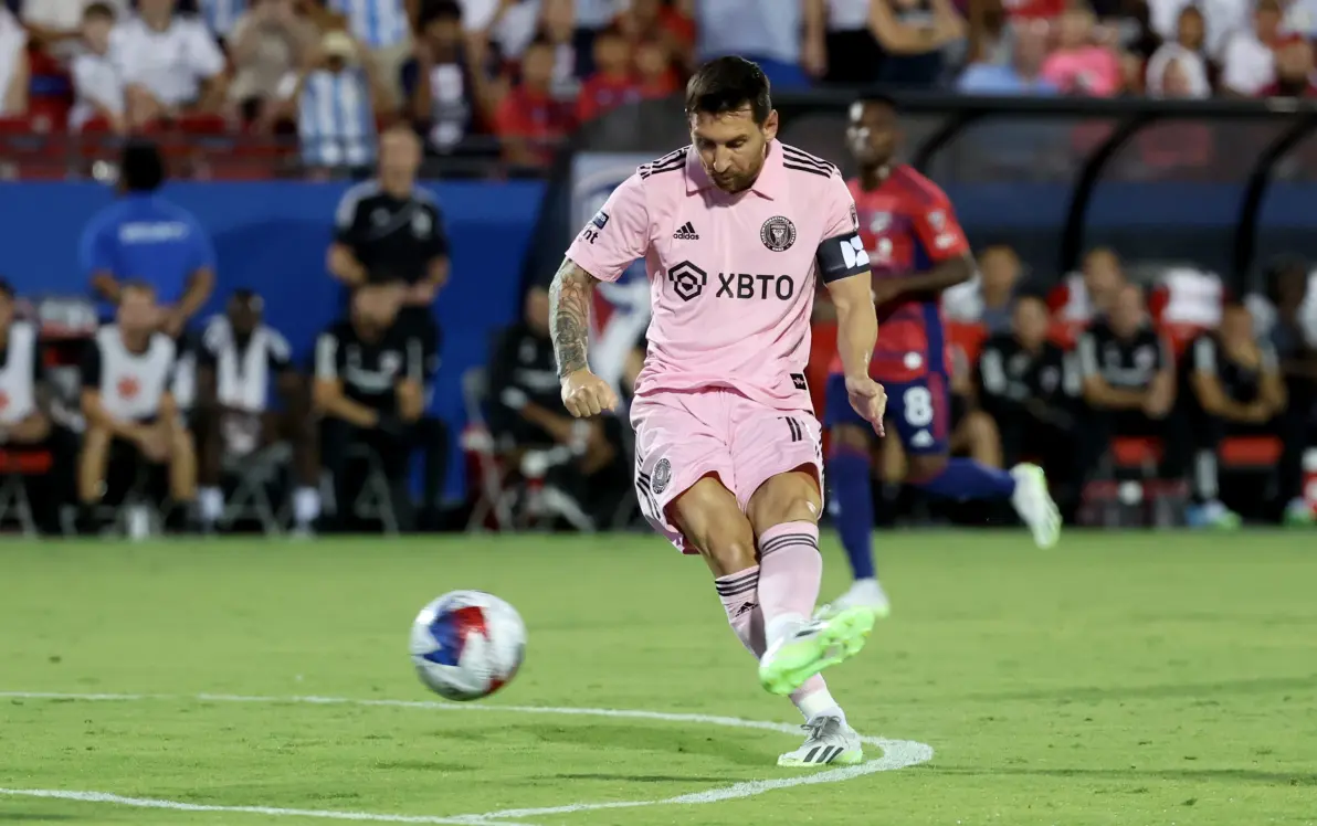 丹麦点球大战胜威尔士成功晋级