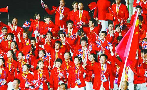 东亚球队交锋中亚劲旅，迎接挑战