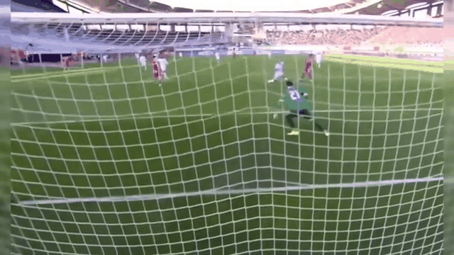 东亚球队交锋中亚劲旅，迎接挑战