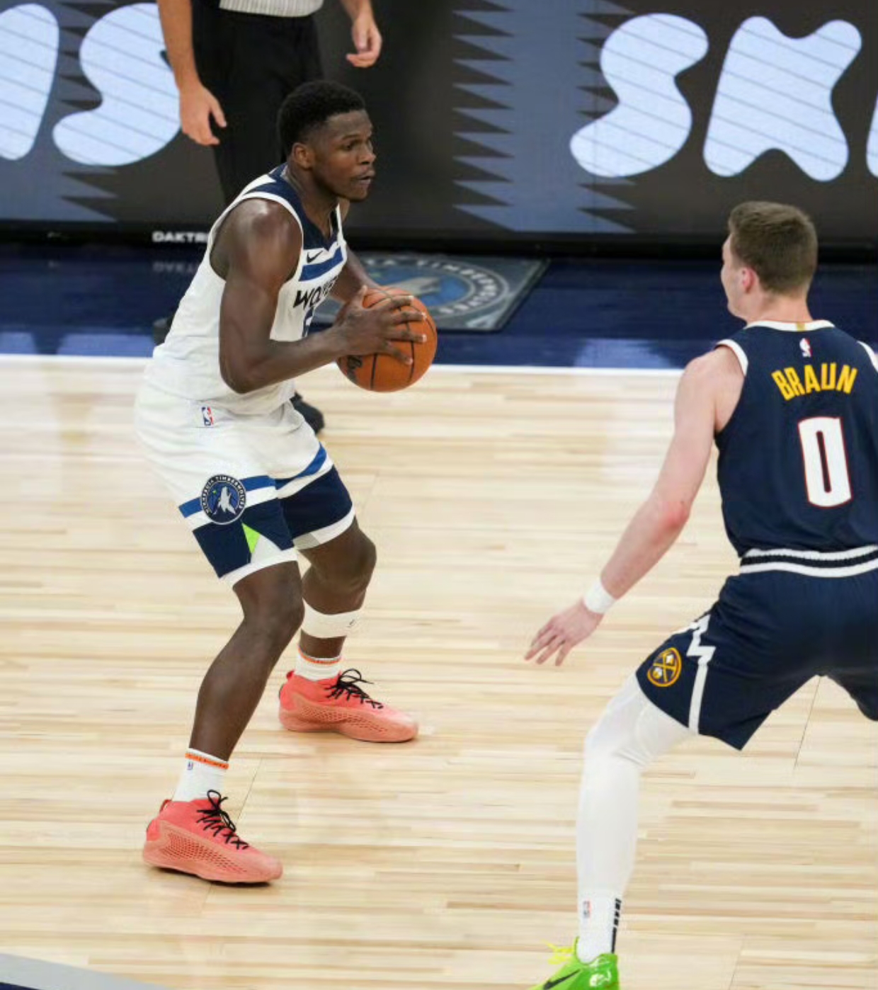 森林狼不敌雄鹿,遭遇两连败 森林狼不敌雄鹿,遭遇两连败