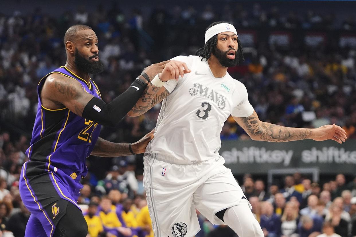 独行侠客场战胜湖人,取得四连胜 独行侠客场战胜湖人,取得四连胜